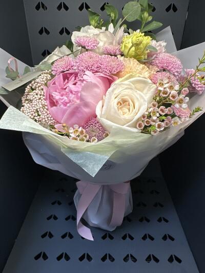 Bouquet from Floway RIX Riga airpor...