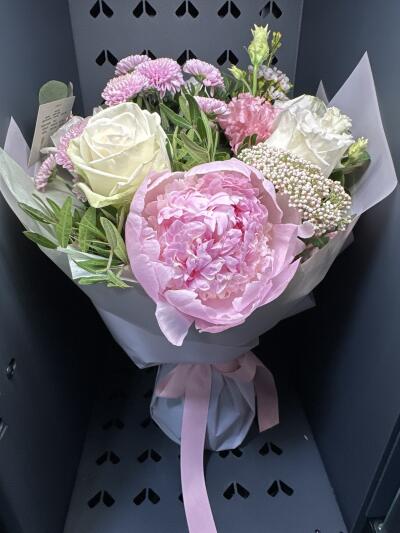 Bouquet from Floway RIX Riga airpor...