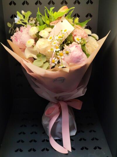 Bouquet from Floway RIX Riga airpor...