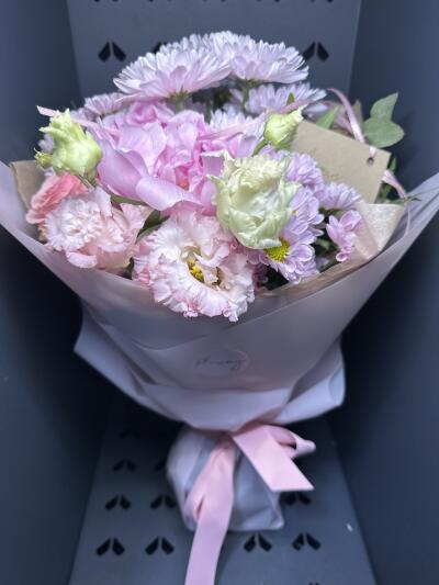 Bouquet from Floway RIX Riga airpor...