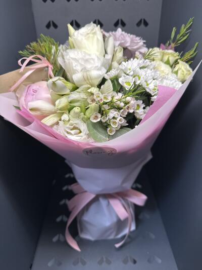 Bouquet from Floway RIX Riga airpor...