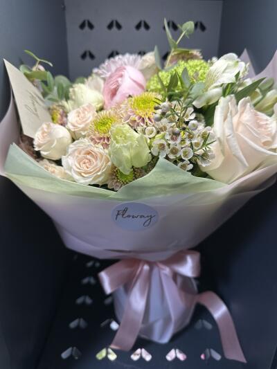 Bouquet from Floway RIX Riga airpor...