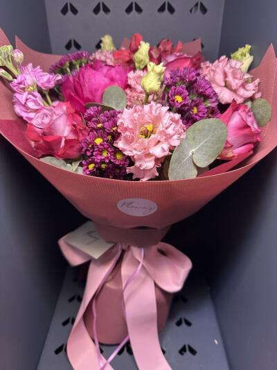 Bouquet from Floway RIX Riga airpor...