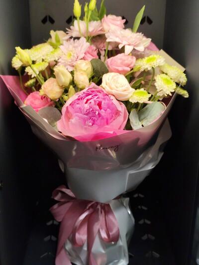 Bouquet from Floway RIX Riga airpor...