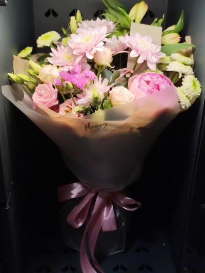 Bouquet from Floway RIX Riga airpor...