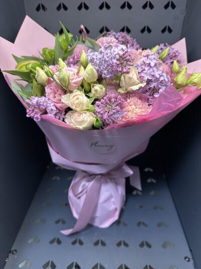 Bouquet from Floway RIX Riga airpor...
