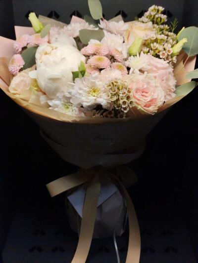 Bouquet from Floway RIX Riga airpor...