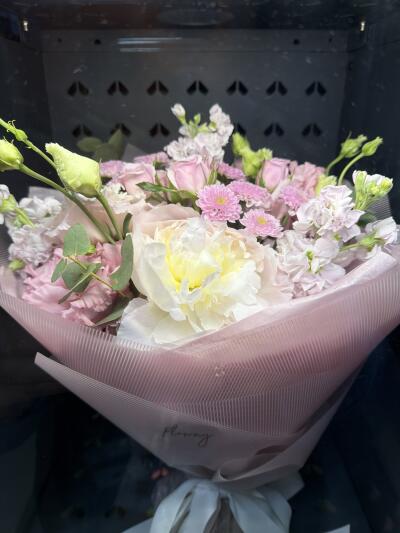 Bouquet from Floway RIX Riga airpor...