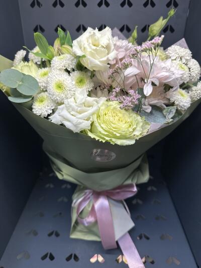 Bouquet from Floway RIX Riga airpor...