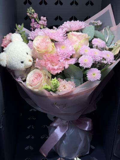 Bouquet from Floway RIX Riga airpor...