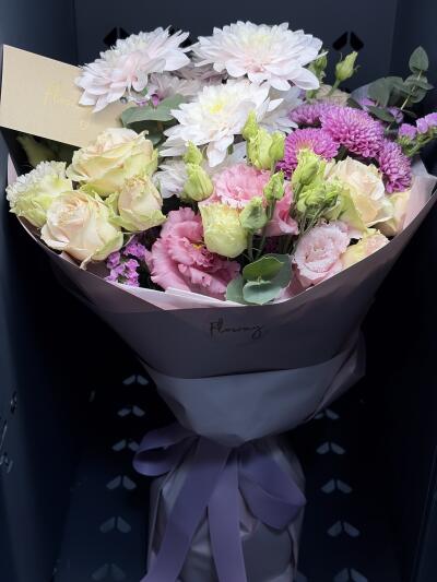 Bouquet from Floway RIX Riga airpor...