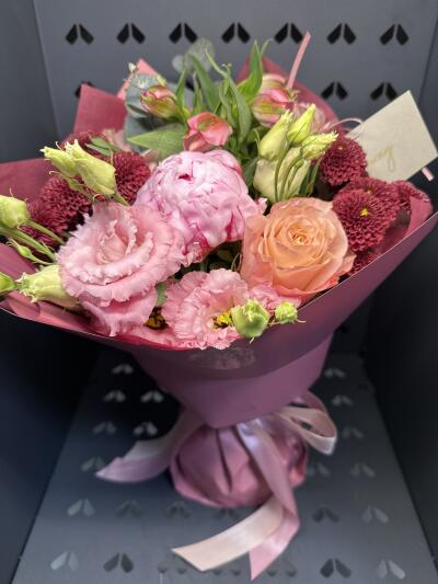 Bouquet from Floway RIX Riga airpor...
