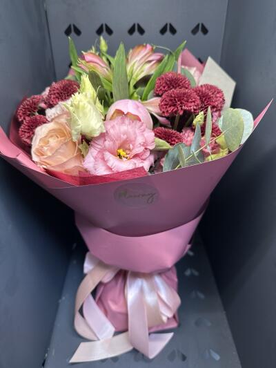 Bouquet from Floway RIX Riga airpor...