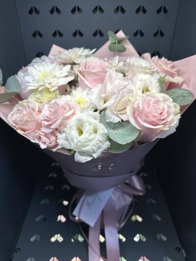 Bouquet from Floway RIX Riga airpor...