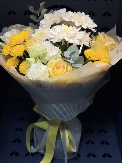 Bouquet from Floway RIX Riga airpor...