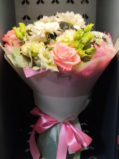 Bouquet from Floway RIX Riga airpor...