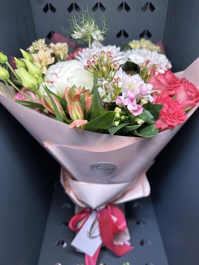 Bouquet from Floway RIX Riga airpor...