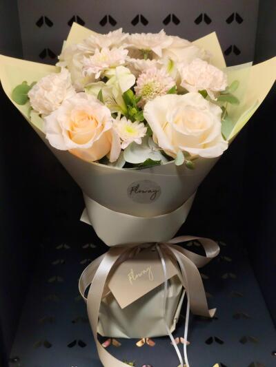 Bouquet from Floway RIX Riga airpor...