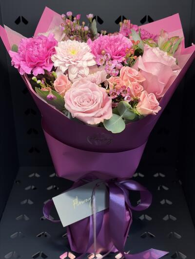 Bouquet from Floway RIX Riga airpor...
