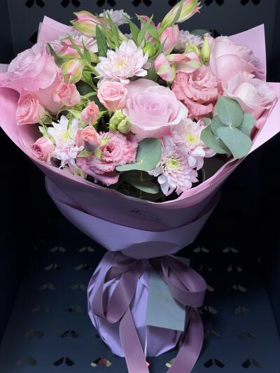Bouquet from Floway RIX Riga airpor...