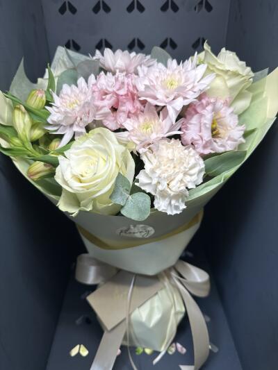 Bouquet from Floway RIX Riga airpor...