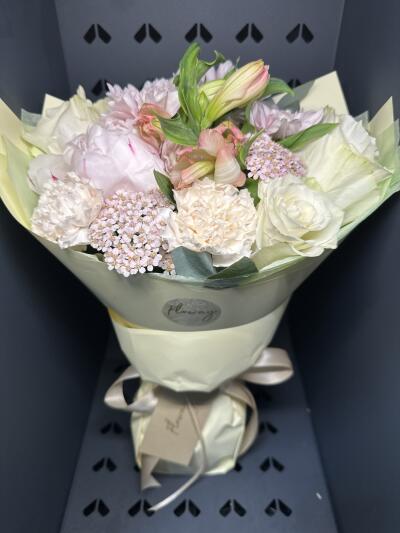 Bouquet from Floway RIX Riga airpor...
