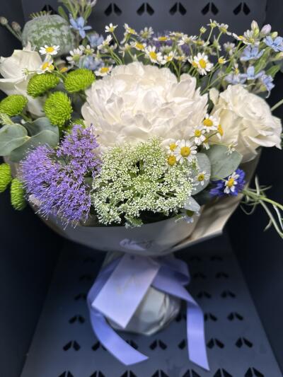 Bouquet from Floway RIX Riga airpor...