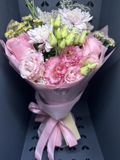 Bouquet from Floway RIX Riga airpor...