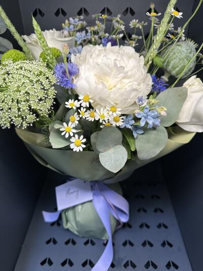 Bouquet from Floway RIX Riga airpor...