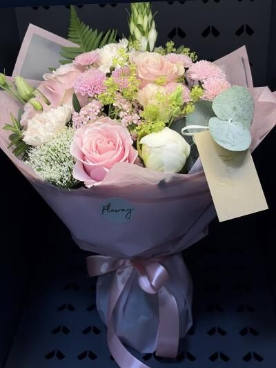 Bouquet from Floway RIX Riga airpor...