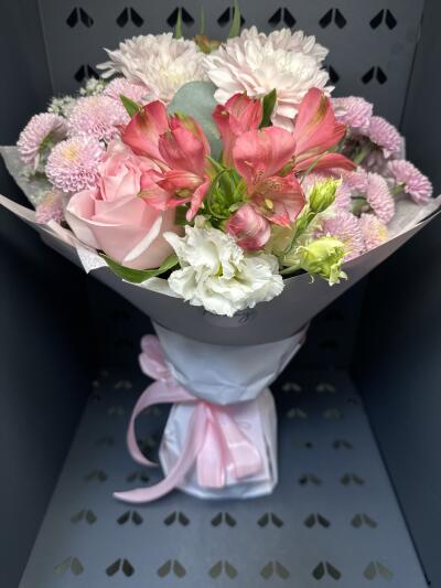Bouquet from Floway RIX Riga airpor...