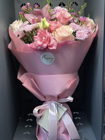 Bouquet from Floway RIX Riga airpor...