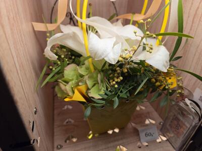 Bukiet z Batorego 81a (wjazd na bri...