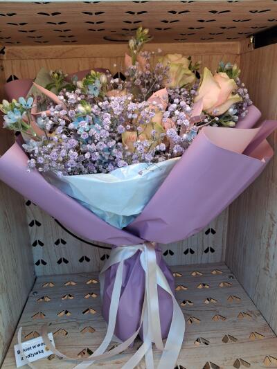 Bukiet z Batorego 81a (wjazd na bri...