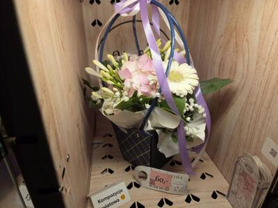 Bukiet z Batorego 81a (wjazd na bri...