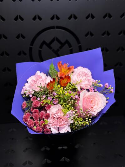 Bukiet z Dom Kwiatów i Sztuki