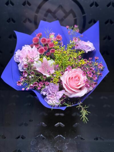 Bukiet z Dom Kwiatów i Sztuki