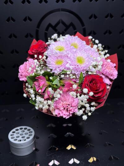 Bukiet z Dom Kwiatów i Sztuki