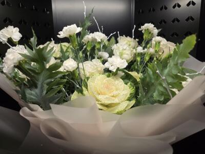 Bukiet z al. Konstytucjo 3 maja 20 ...