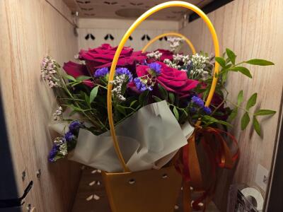 Bukiet z Batorego 81a (wjazd na bri...