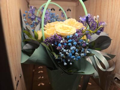 Bukiet z Batorego 81a (wjazd na bri...