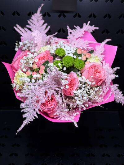 Bukiet z Dom Kwiatów i Sztuki