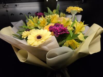 Bukiet z Kożuchowska 8 (przy wieź...