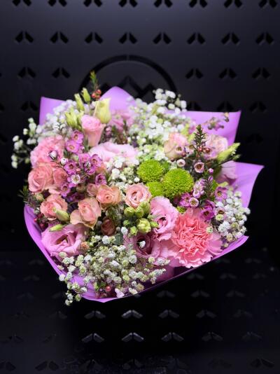 Bukiet z Dom Kwiatów i Sztuki