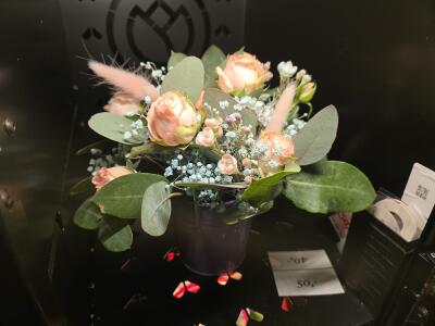 Bukiet z Kożuchowska 8 (przy wieź...