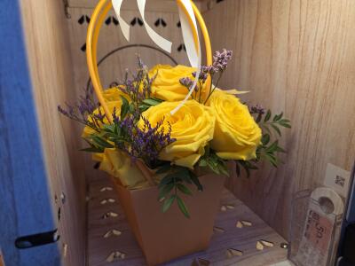 Bukiet z Batorego 81a (wjazd na bri...