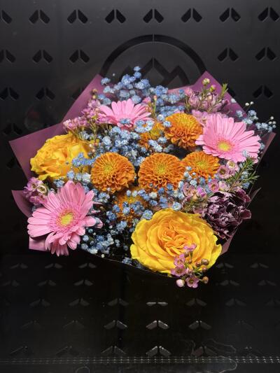 Bukiet z Dom Kwiatów i Sztuki