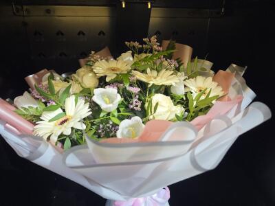 Bukiet z Kożuchowska 8 (przy wieź...