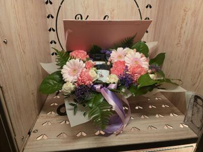 Bukiet z Batorego 81a (wjazd na bri...