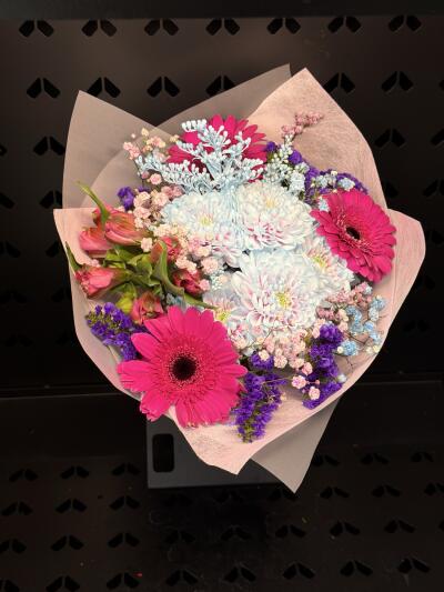 Bukiet z Dom Kwiatów i Sztuki